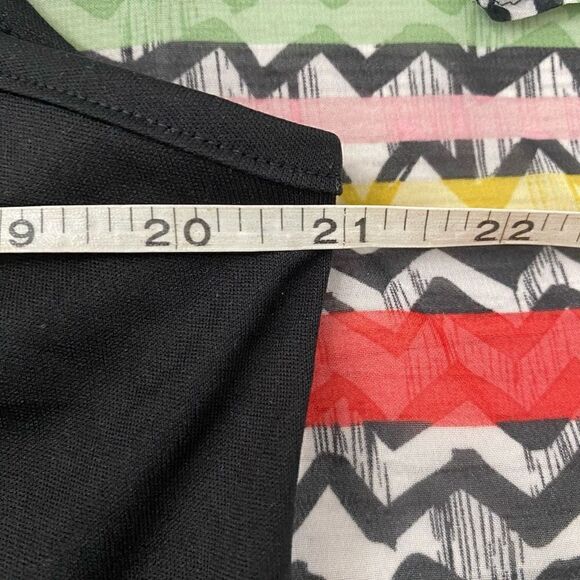 Robert Louis womens LG tank top w/multicolor sheer top - Picture 9 of 12